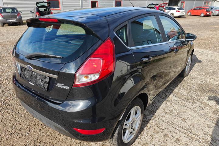 Gul Ford Fiesta fra 2014