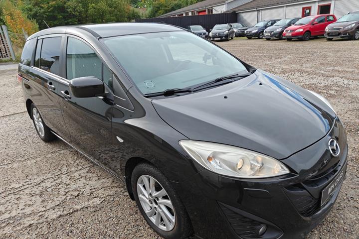 Gul Mazda 5 fra 2011