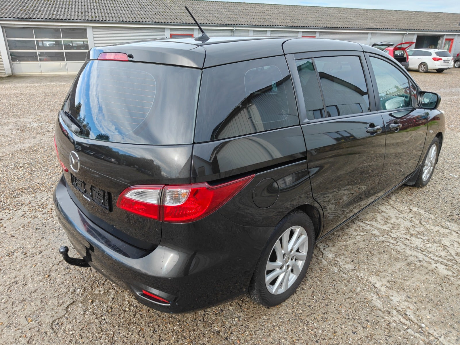 Gul Mazda 5 fra 2011