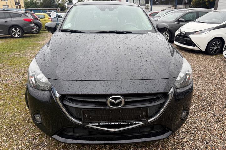 Sort Mazda 2 fra 2015
