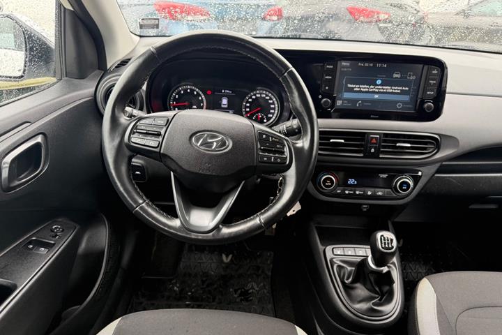 Hvid Hyundai i10 fra 2021