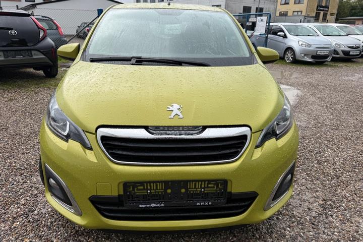 Grøn Peugeot 108 fra 2019