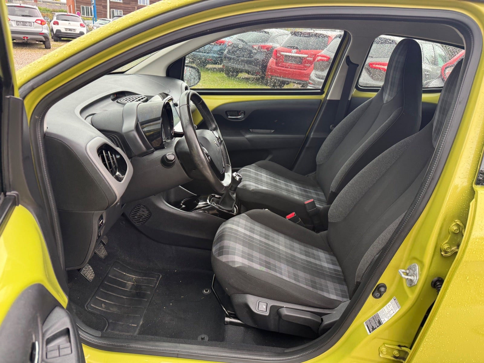 Grøn Peugeot 108 fra 2019