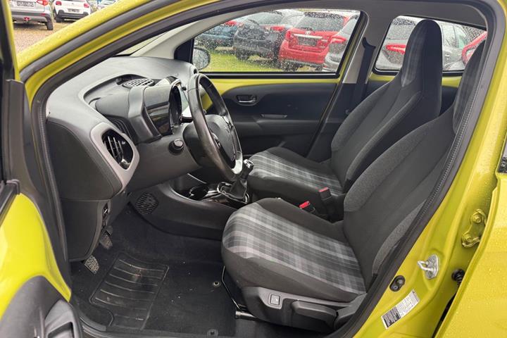 Grøn Peugeot 108 fra 2019
