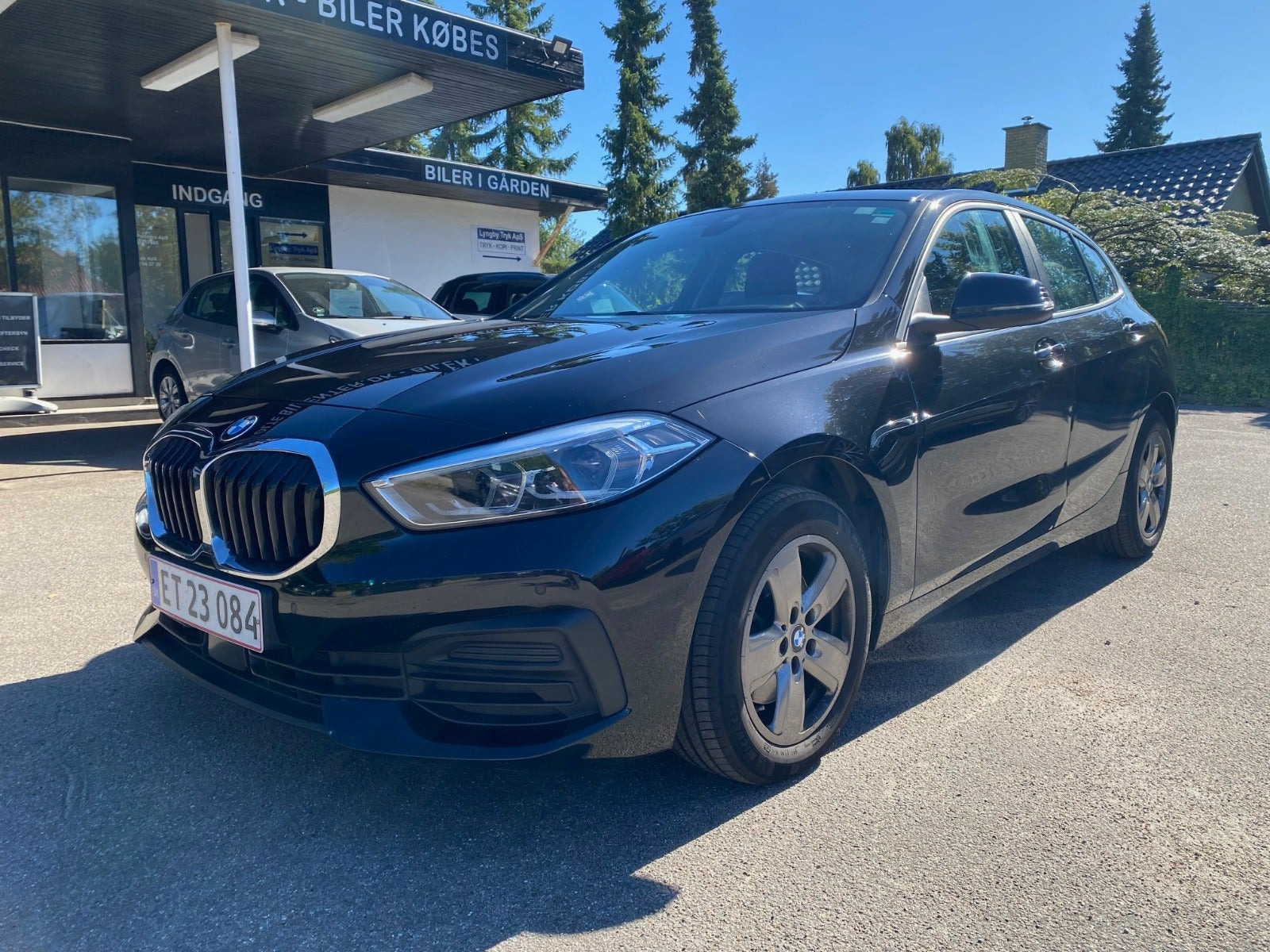 Sort BMW 118i fra 2022