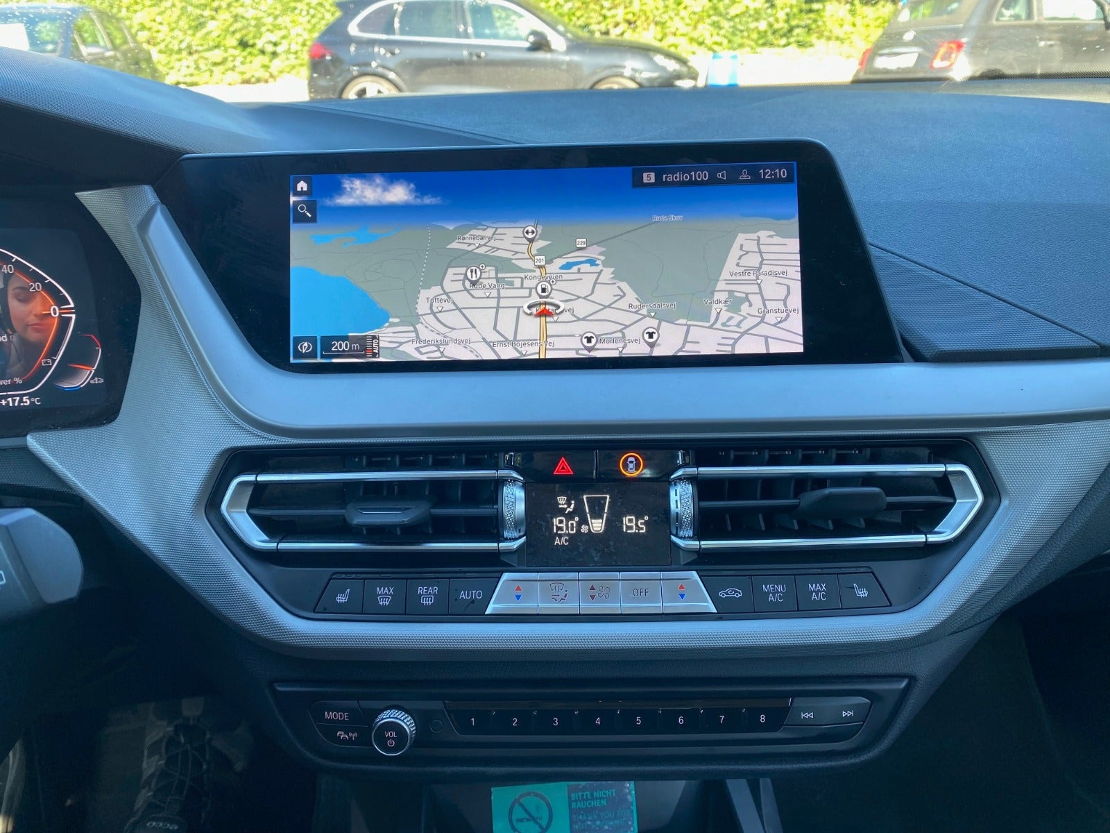 Sort BMW 118i fra 2022