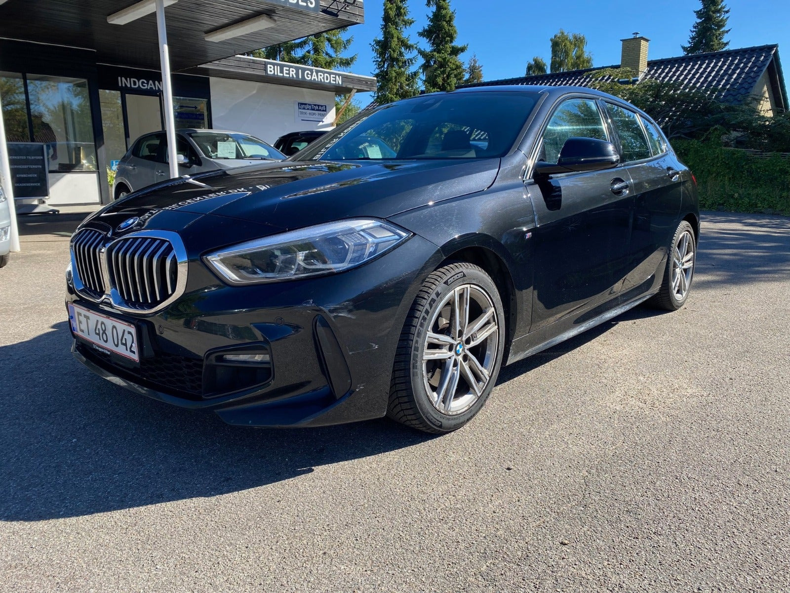 Sort BMW 118i fra 2020