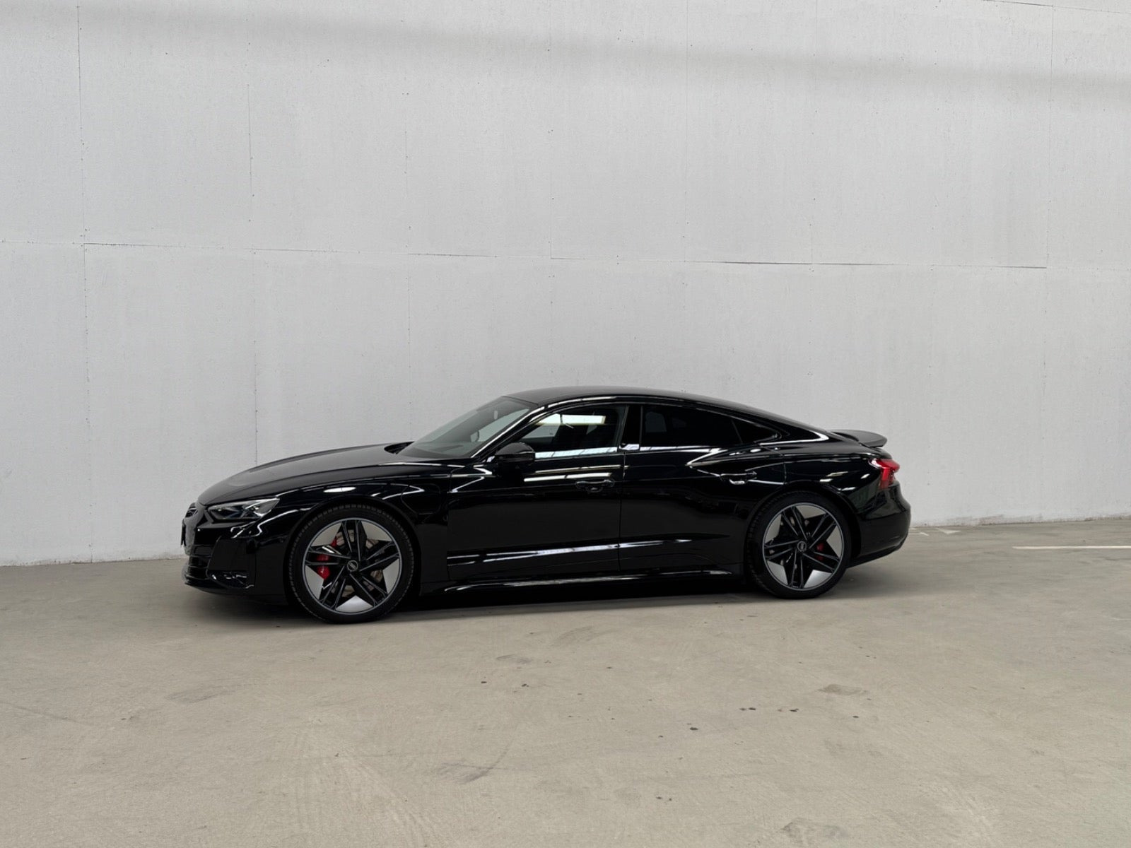 Sort Audi RS e-tron GT fra 2022