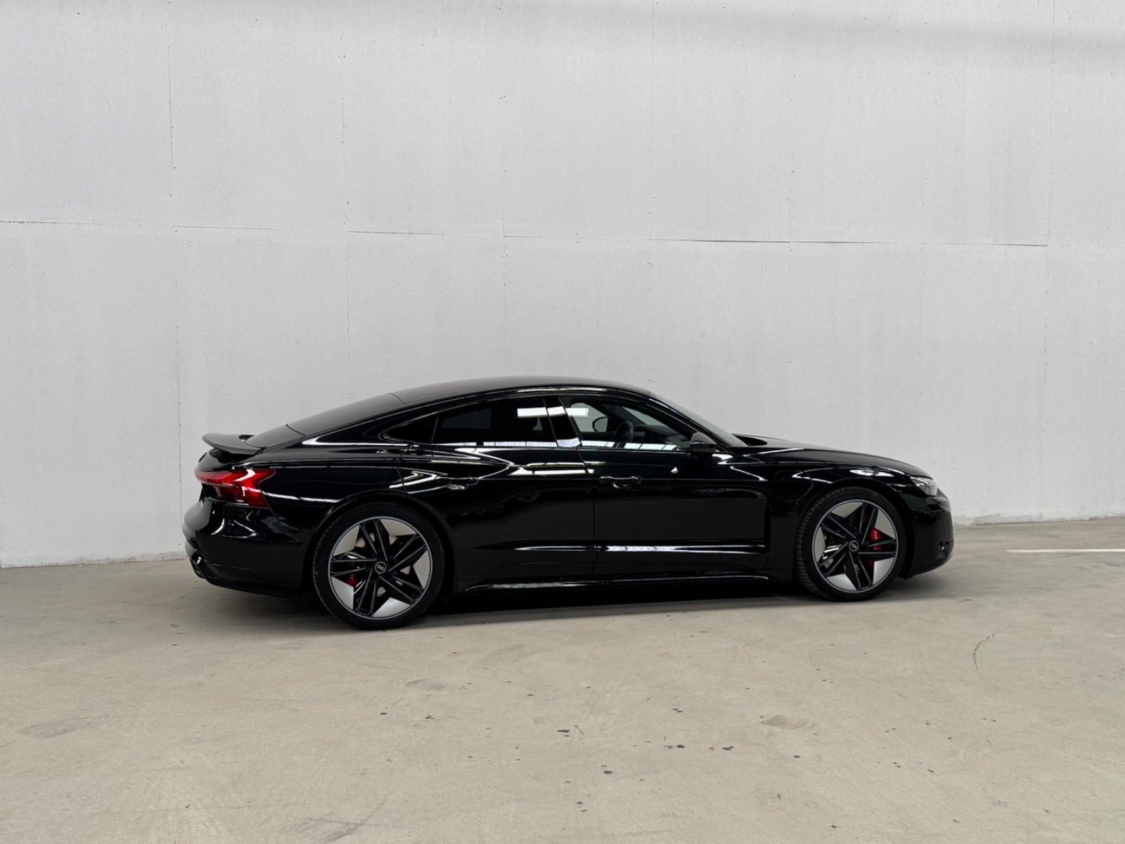 Sort Audi RS e-tron GT fra 2022