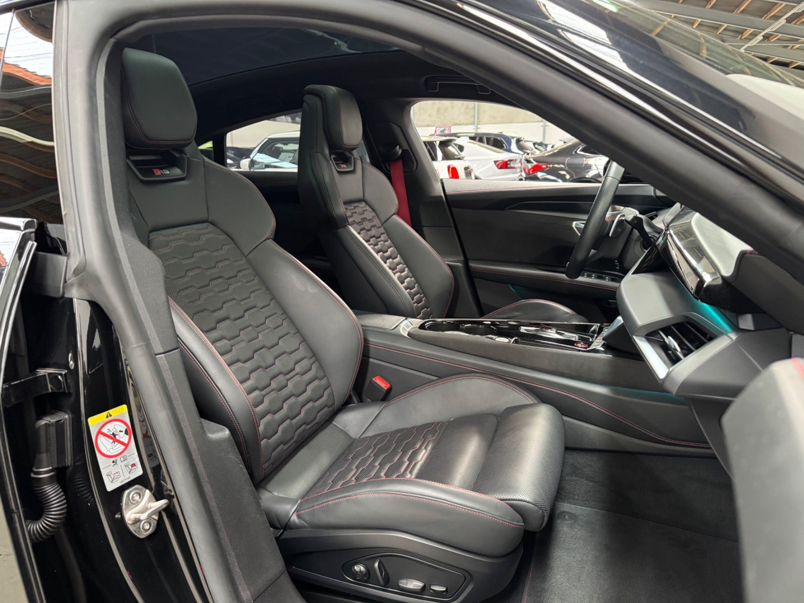 Sort Audi RS e-tron GT fra 2022
