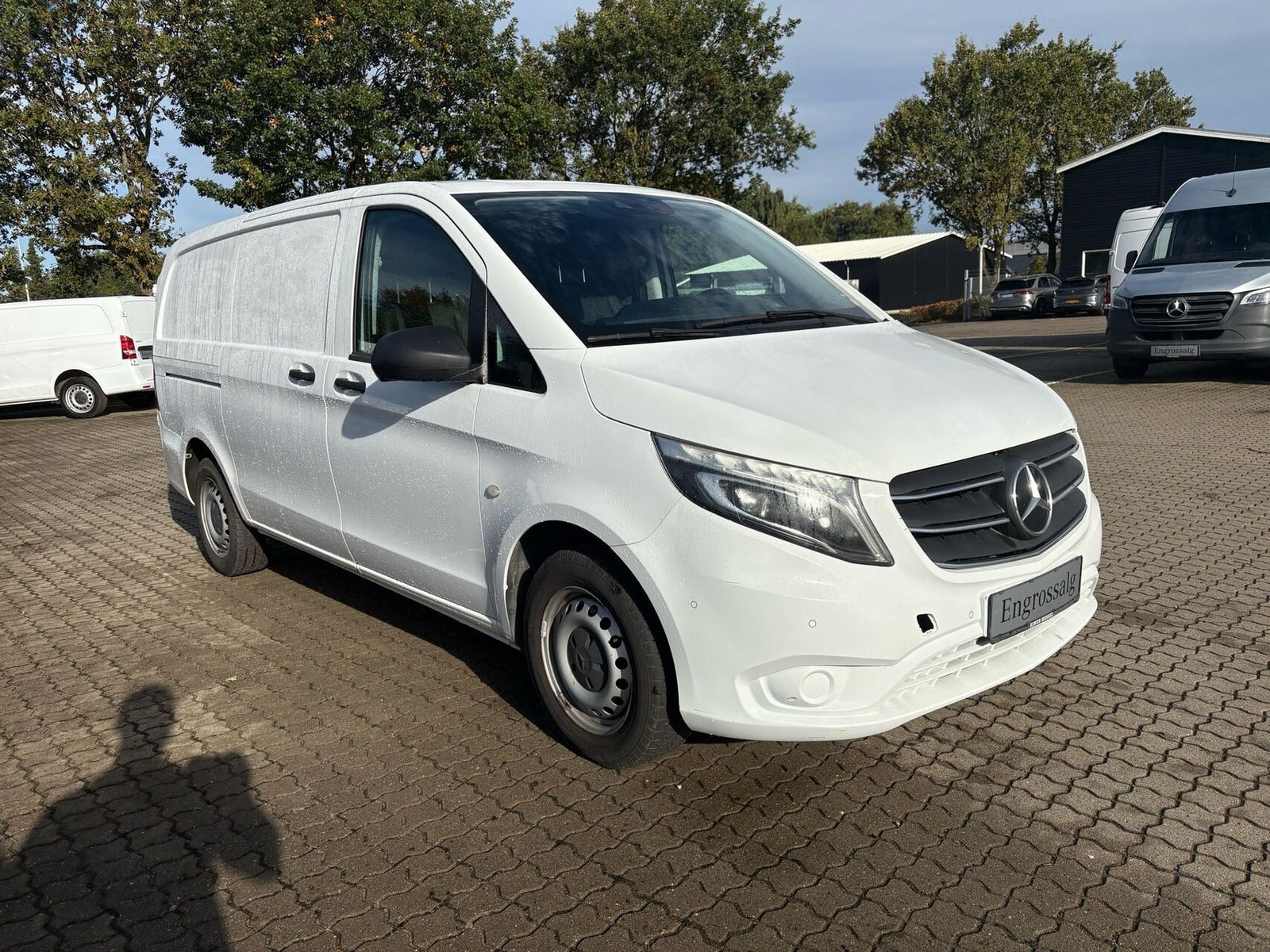 Hvid Mercedes Vito 114 fra 2022