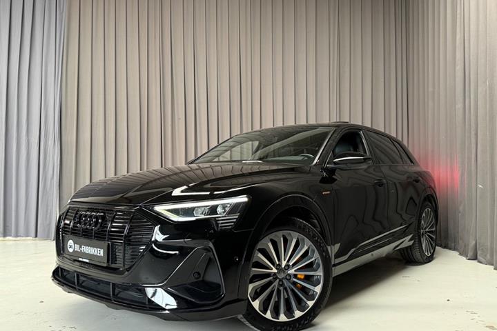 Sort Audi e-tron fra 2020