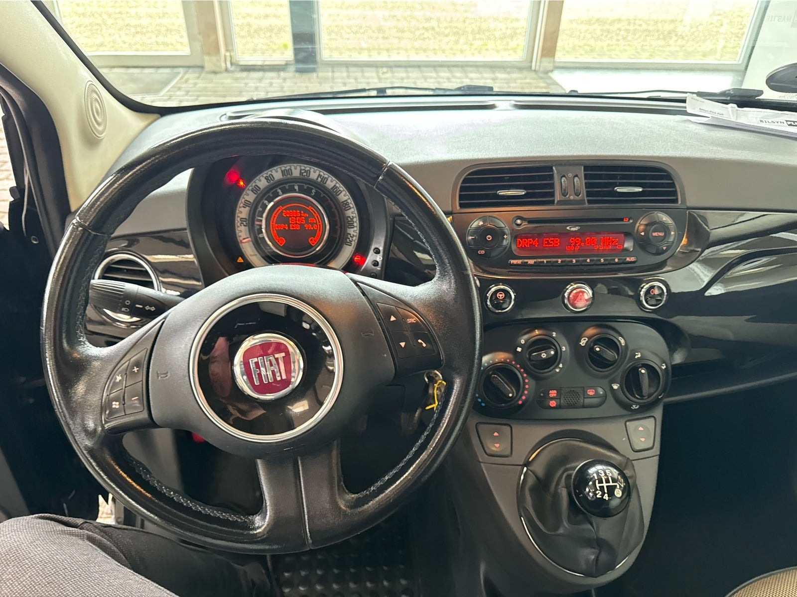 Sort Fiat 500C fra 2011