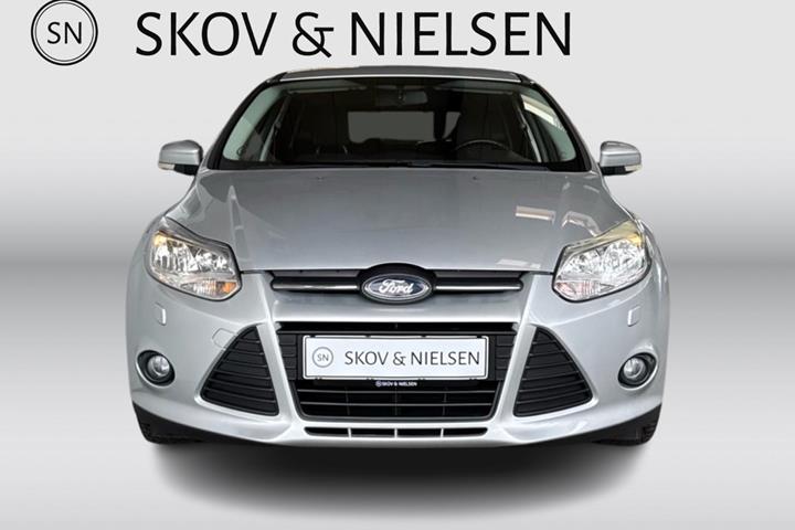 Sølv Ford Focus fra 2012