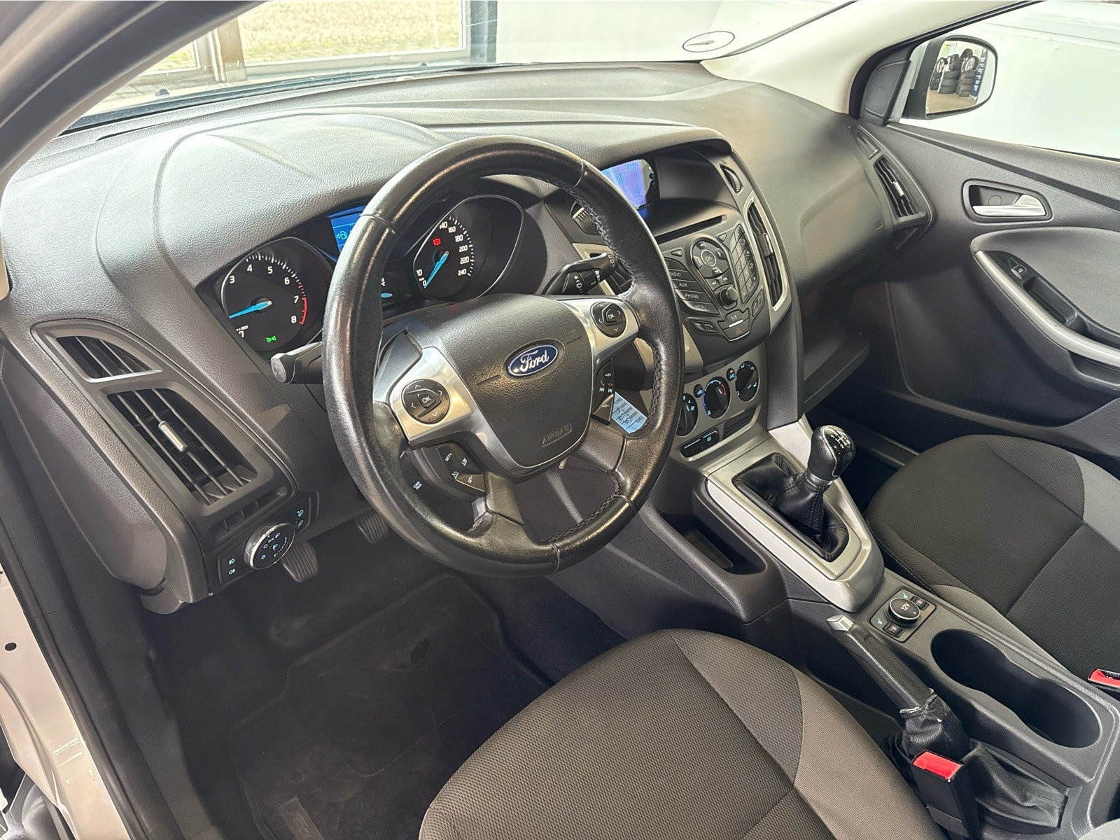 Sølv Ford Focus fra 2012