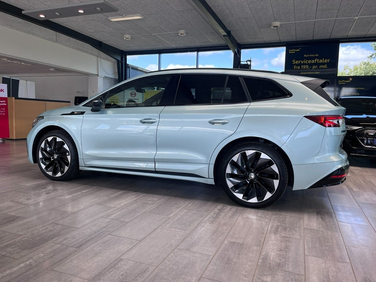 Sølv Skoda Enyaq fra 2021