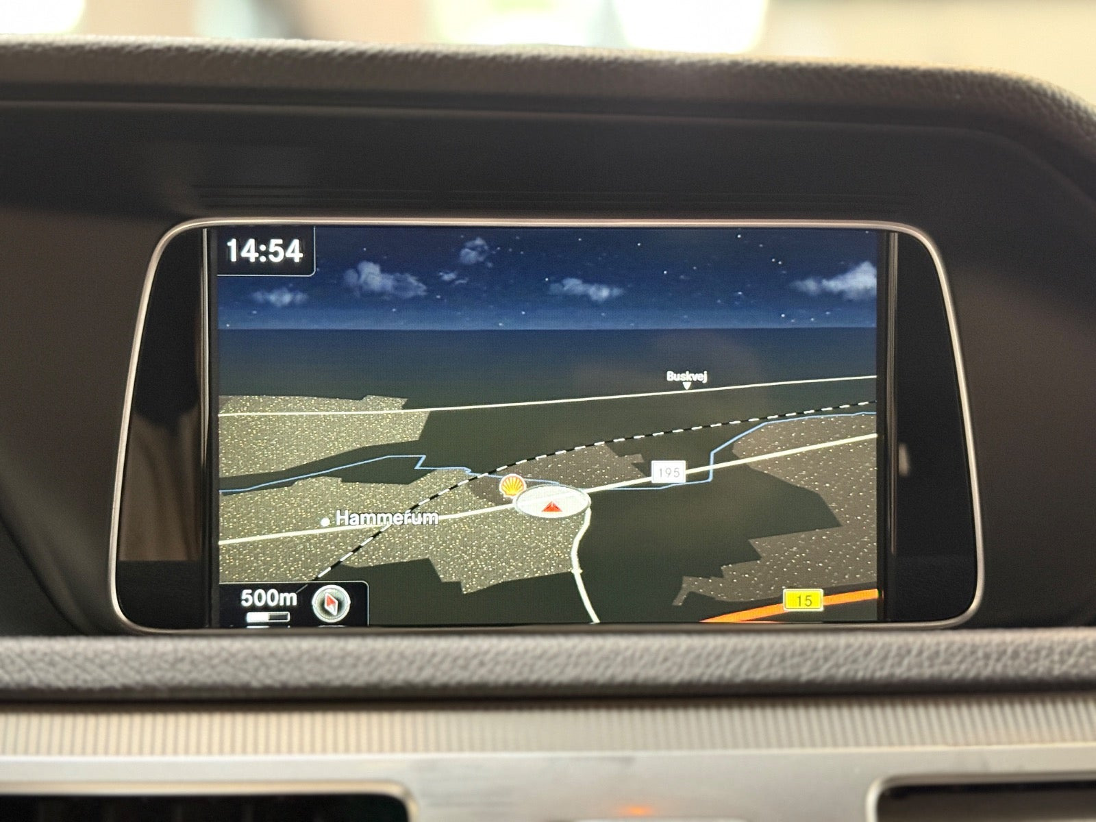 Grå Mercedes E220 fra 2015