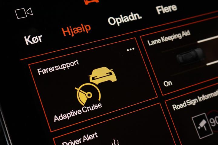 Grå Polestar 2 fra 2022