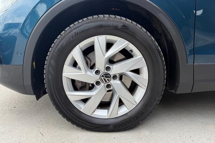 Blå VW Tiguan fra 2022