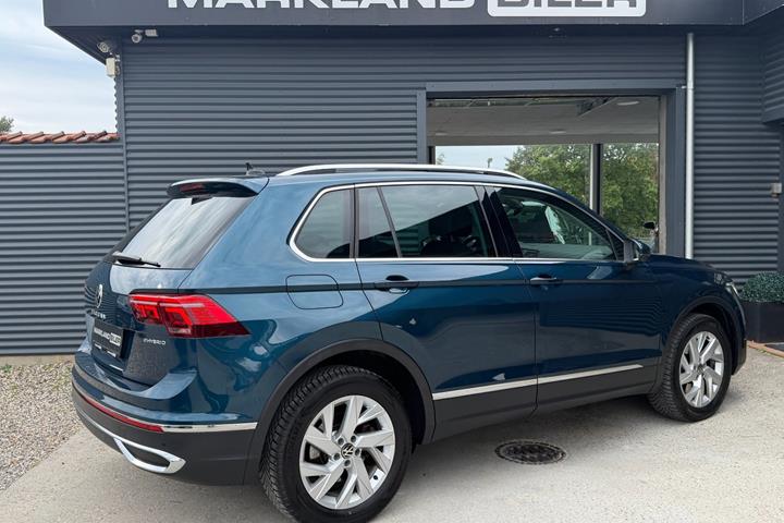 Blå VW Tiguan fra 2022