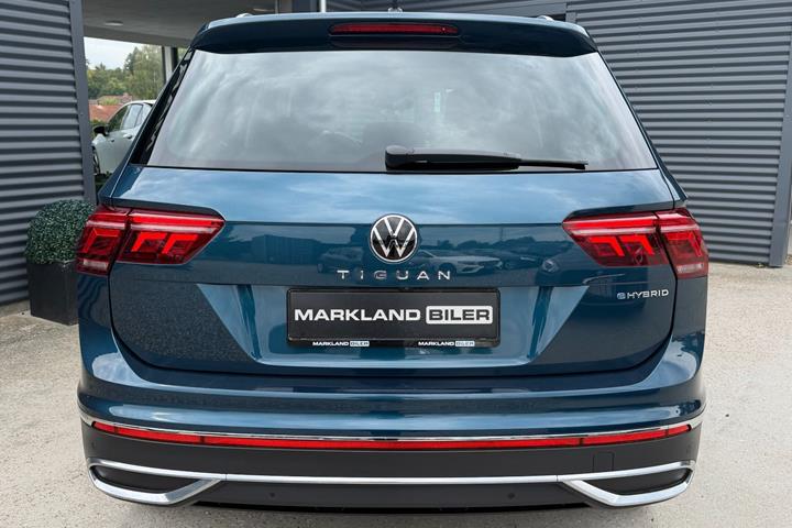 Blå VW Tiguan fra 2022