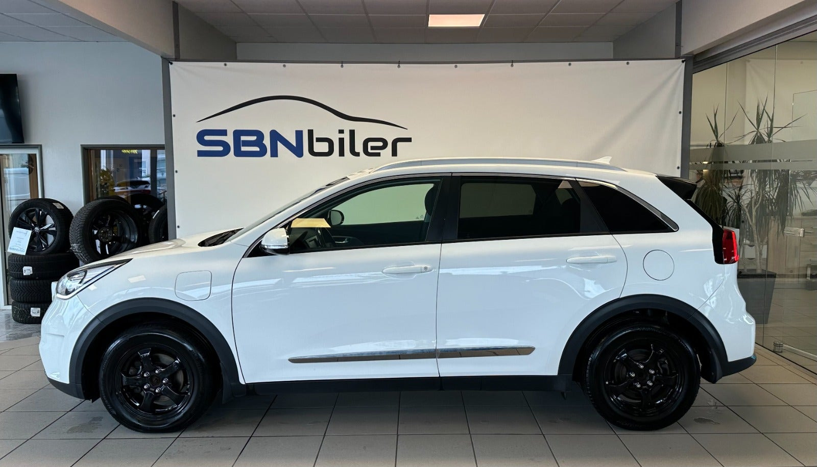 Hvid Kia Niro fra 2019