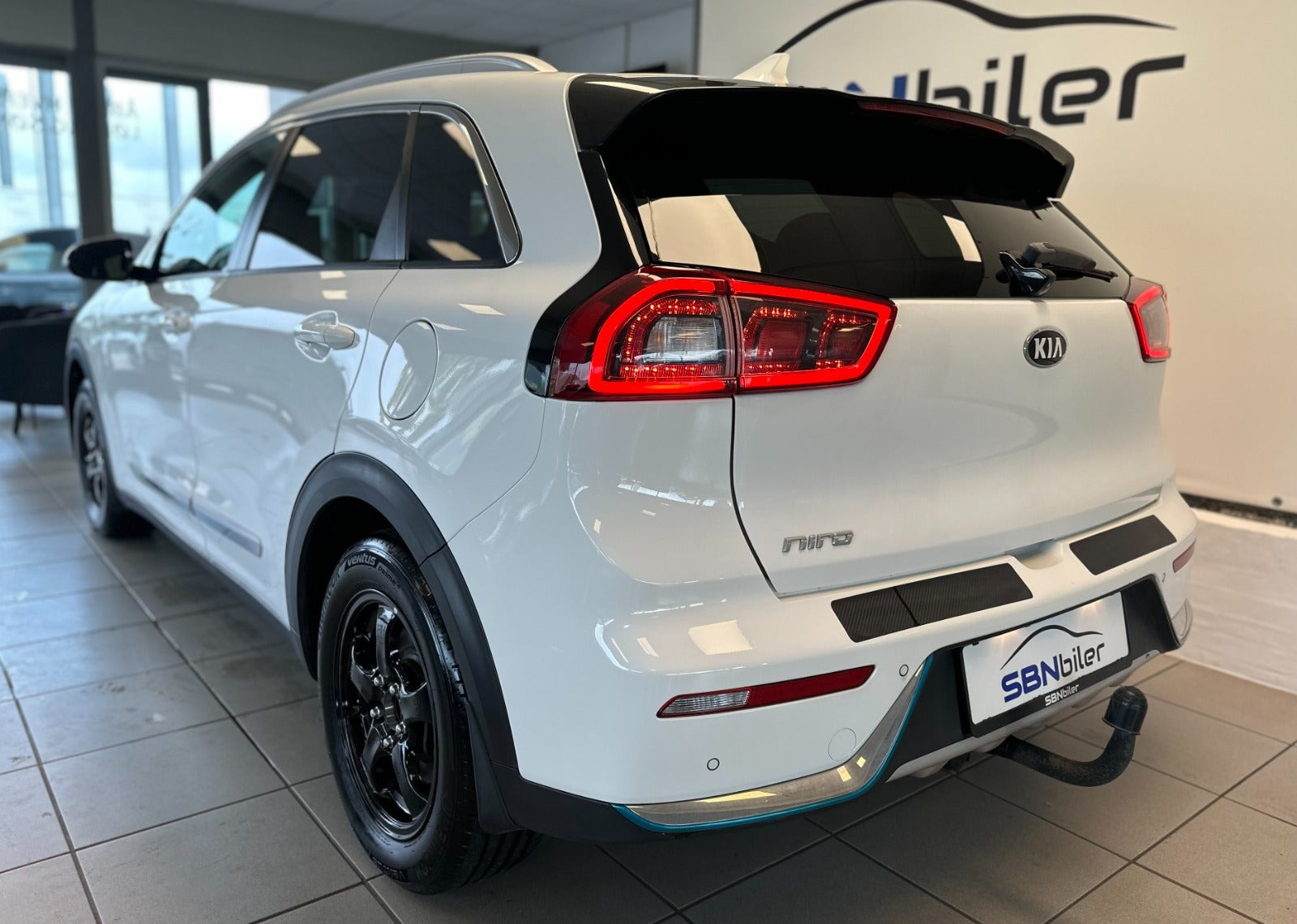 Hvid Kia Niro fra 2019