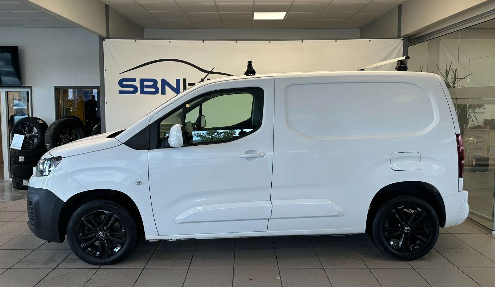 Hvid Citroën Berlingo fra 2020