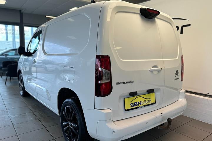 Hvid Citroën Berlingo fra 2020