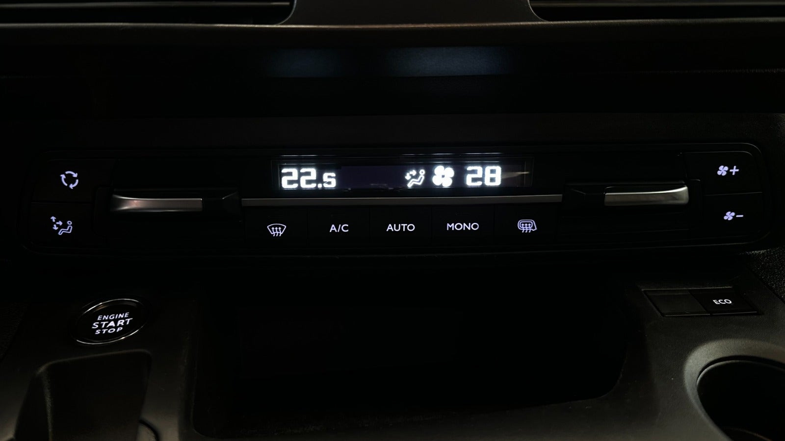 Hvid Citroën Berlingo fra 2020