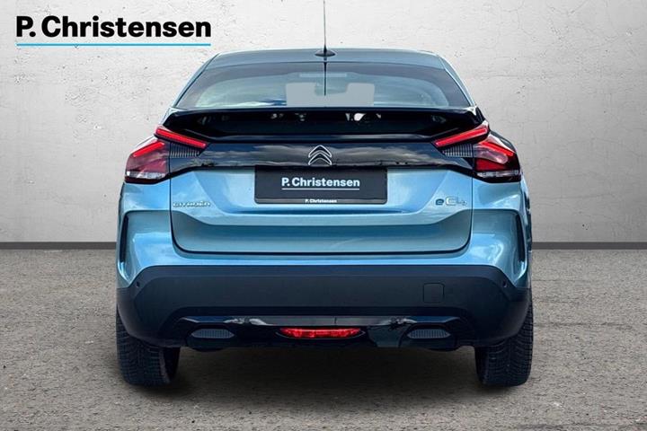 Blå Citroën ë-C4 fra 2022