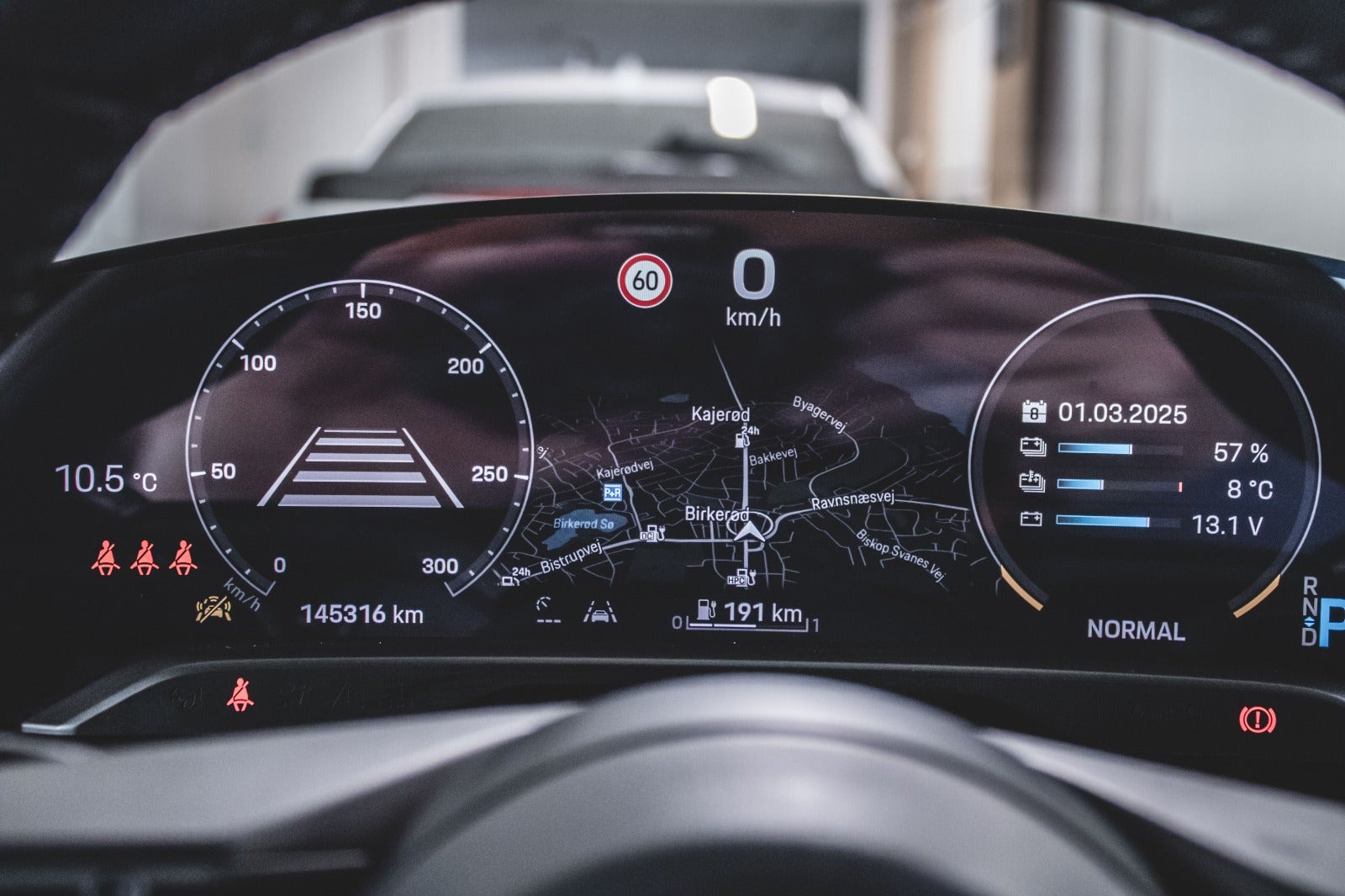 Hvid Porsche Taycan Turbo fra 2020