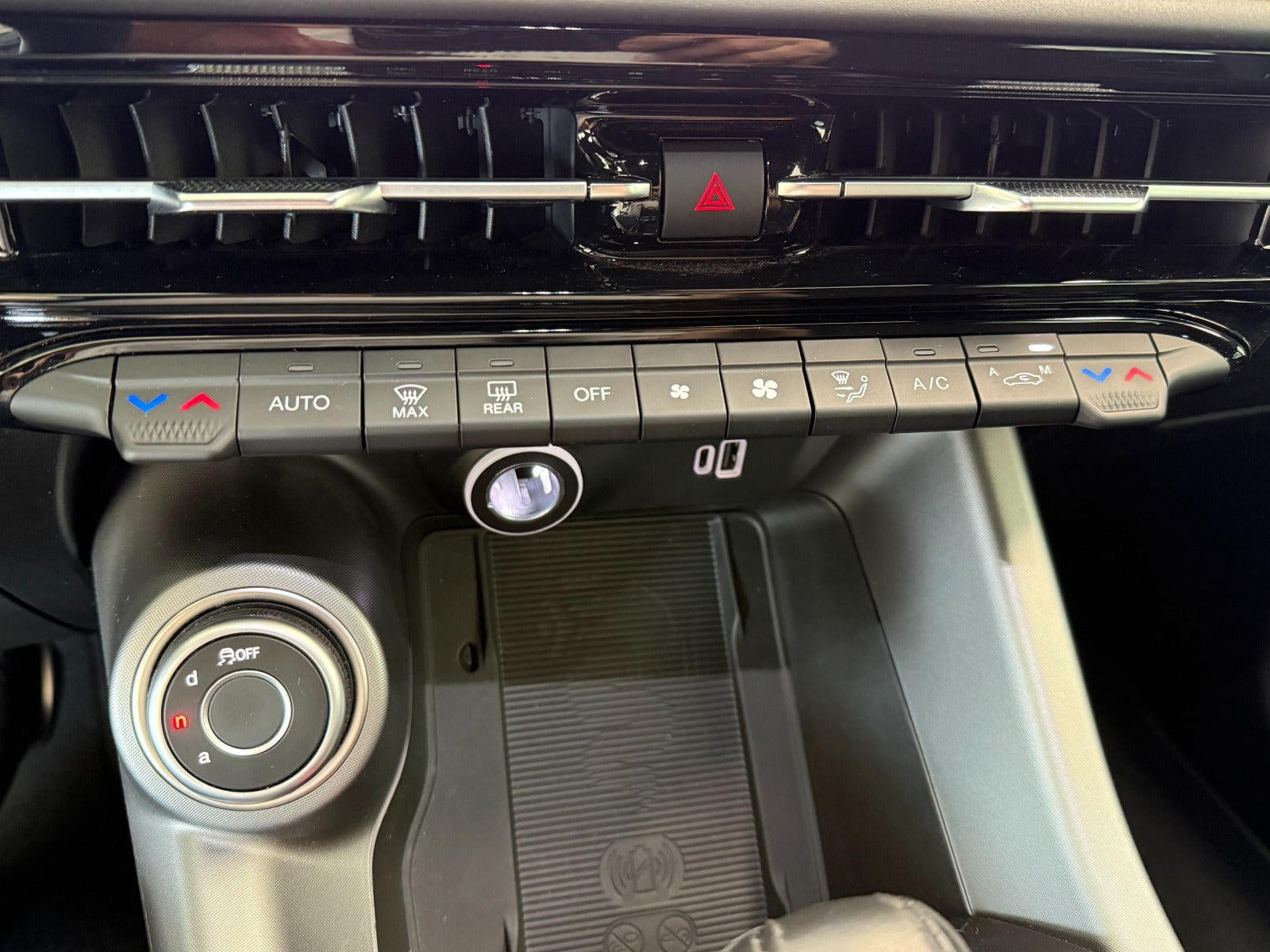 Sort Alfa Romeo Tonale fra 2024