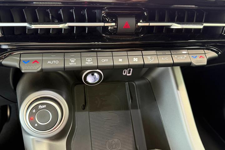 Sort Alfa Romeo Tonale fra 2024