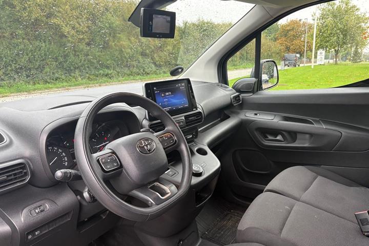 Sort Toyota ProAce City fra 2021