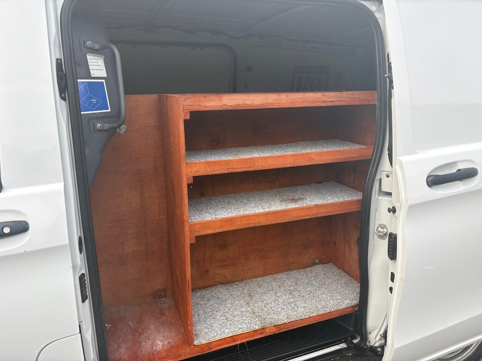 Hvid Mercedes Vito 114 fra 2016