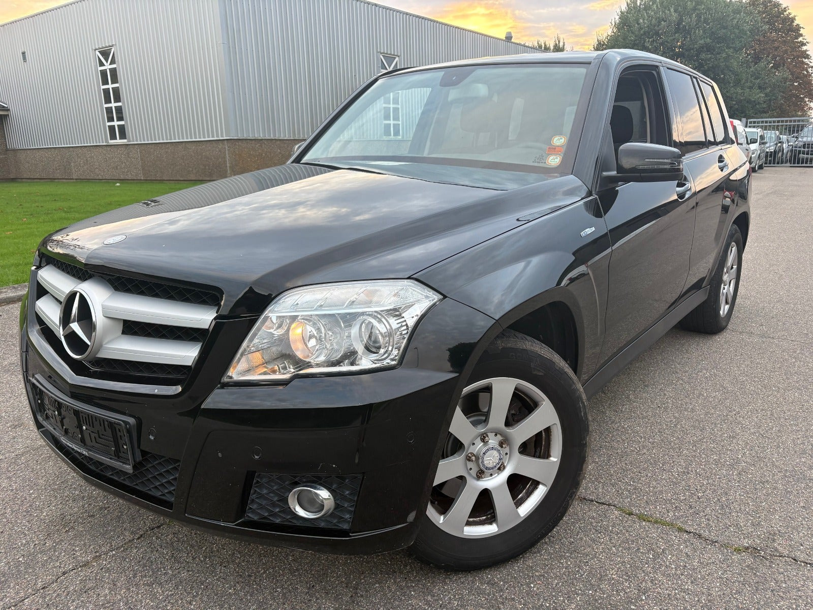 Sort Mercedes GLK220 fra 2011