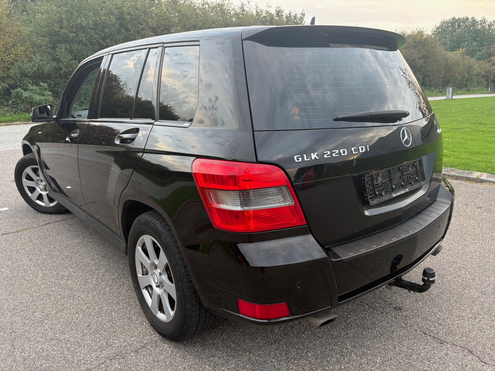 Sort Mercedes GLK220 fra 2011