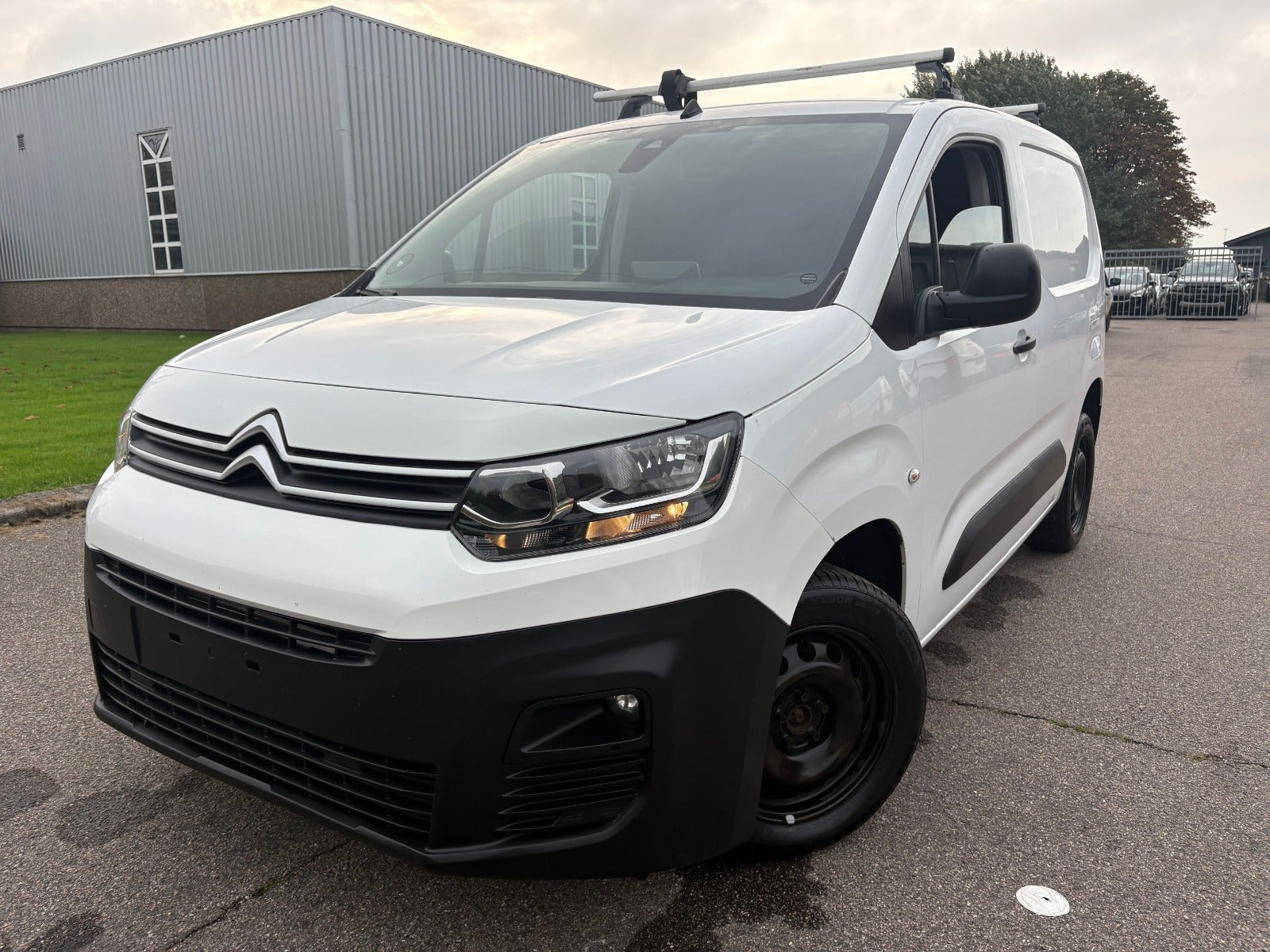 Hvid Citroën Berlingo fra 2021