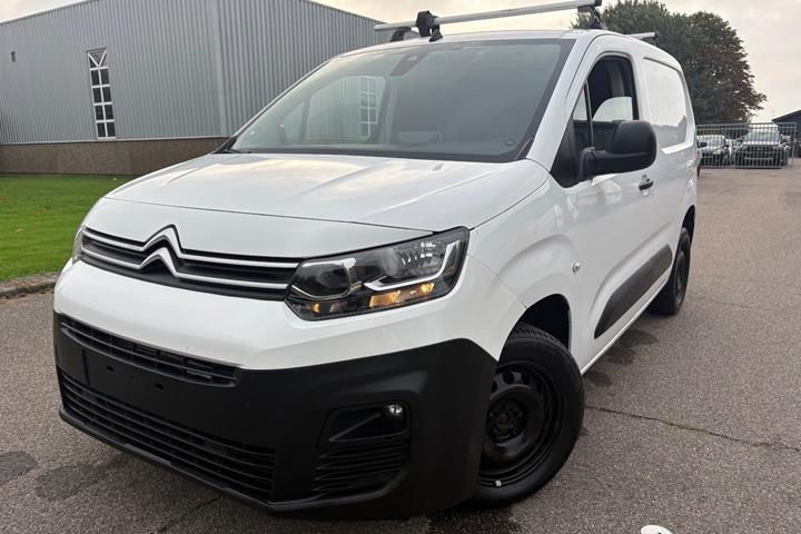 Hvid Citroën Berlingo fra 2021