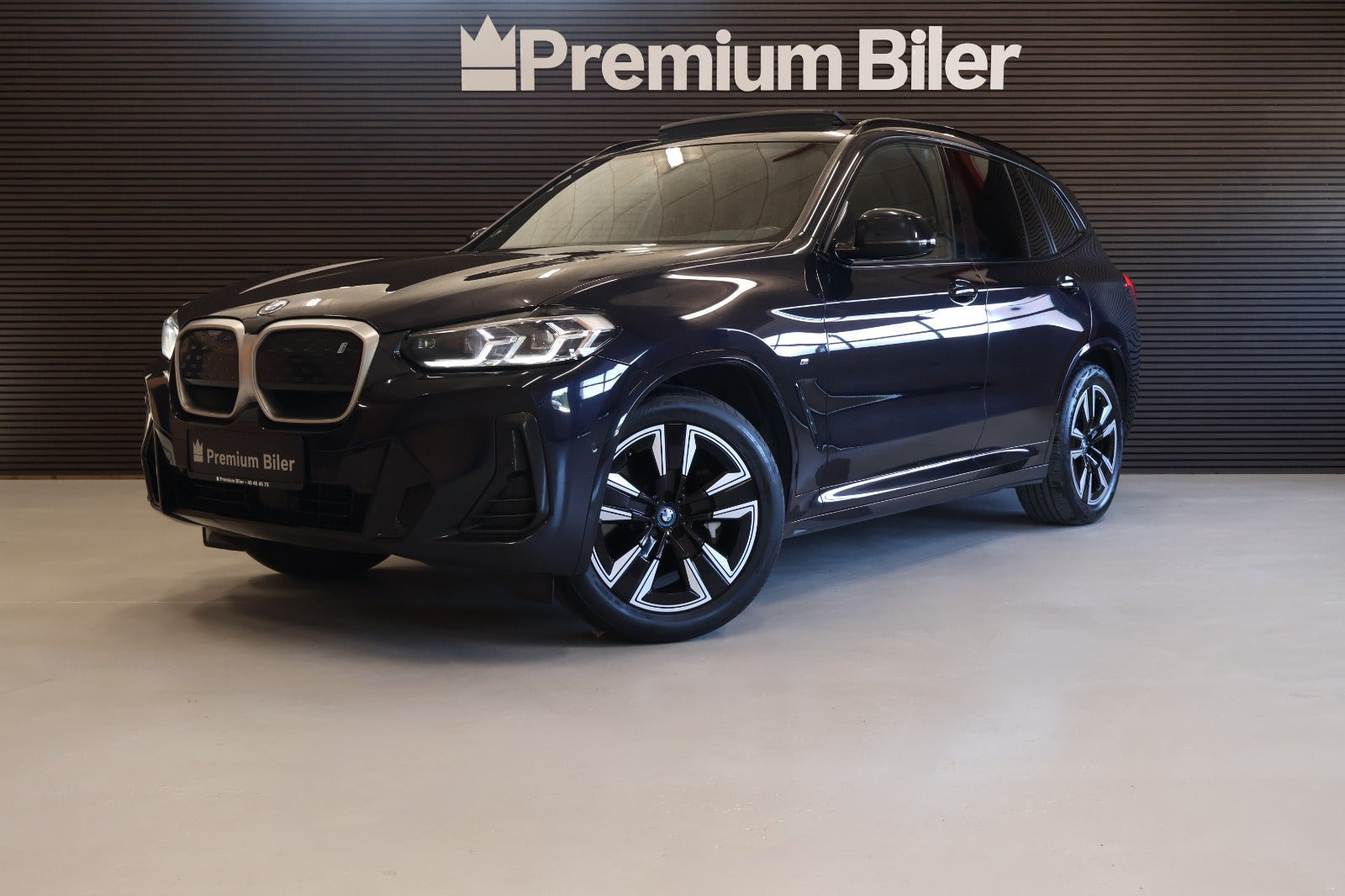 Sort BMW iX3 fra 2022