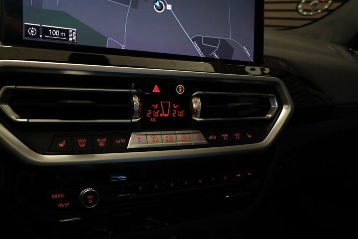 Sort BMW iX3 fra 2022