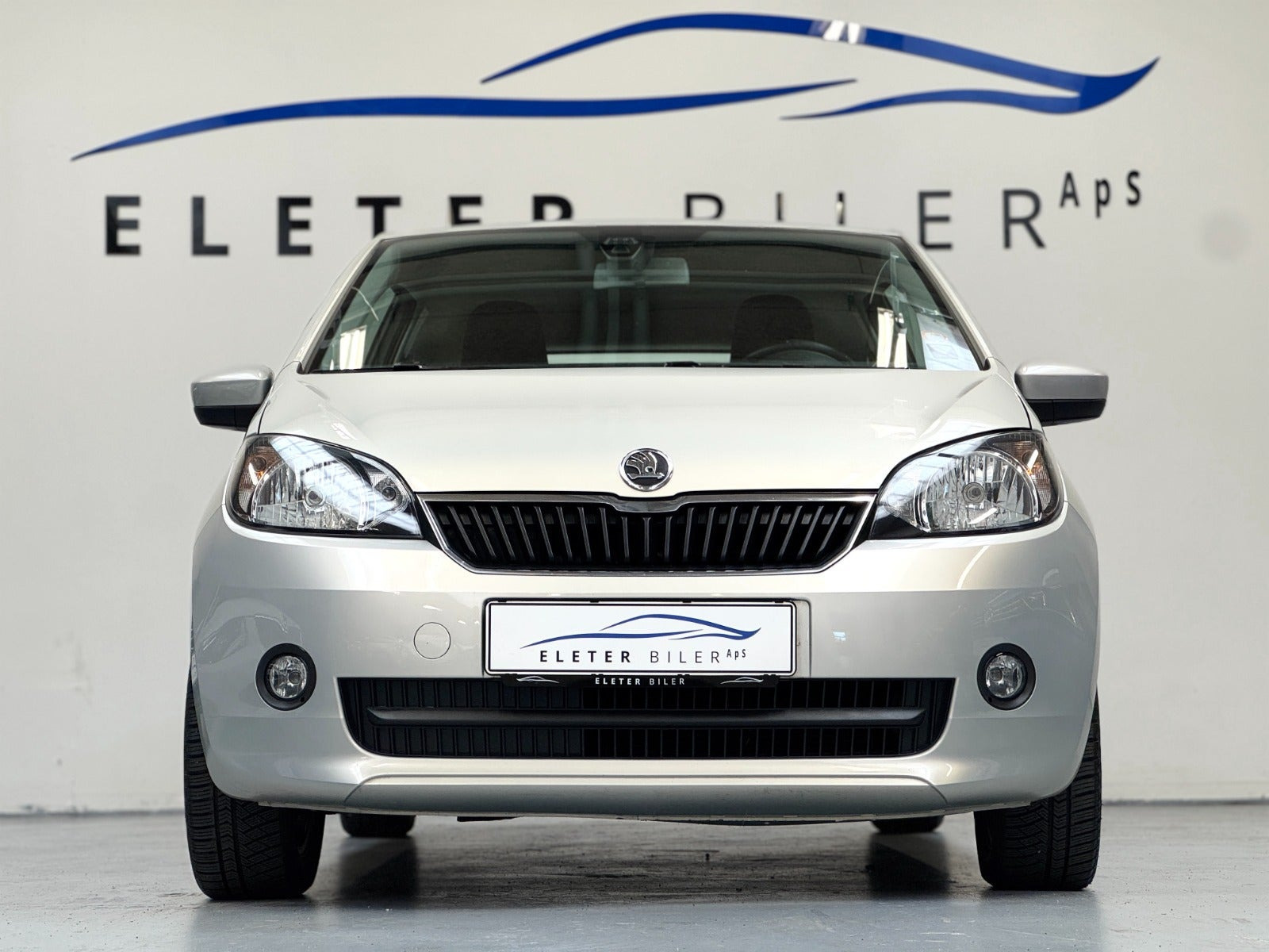Grå Skoda Citigo fra 2014