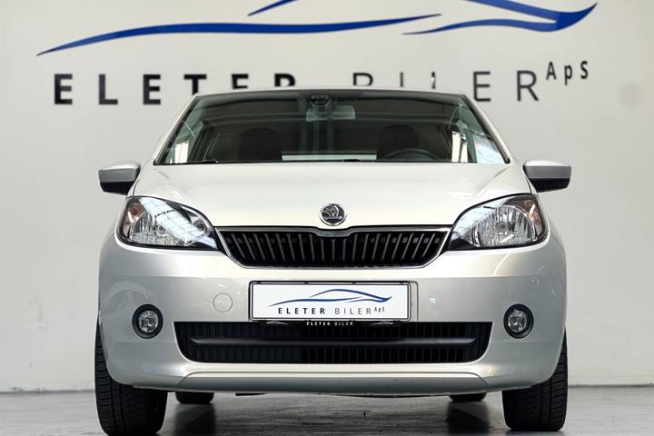 Grå Skoda Citigo fra 2014