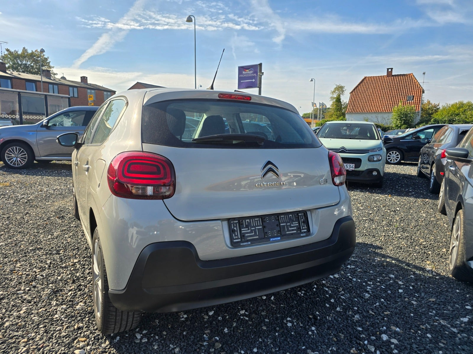Beige Citroën C3 fra 2019