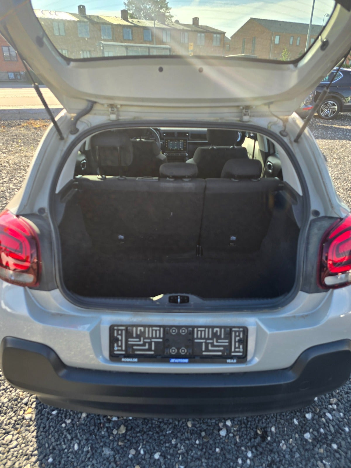 Beige Citroën C3 fra 2019