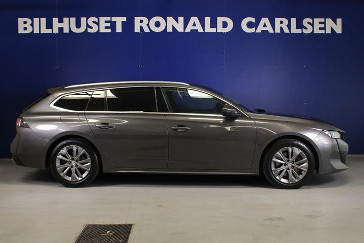 Grå Peugeot 508 fra 2019