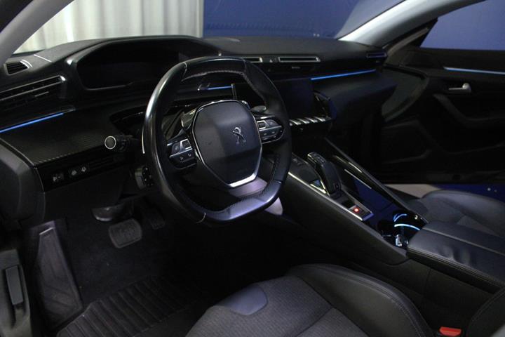Grå Peugeot 508 fra 2019