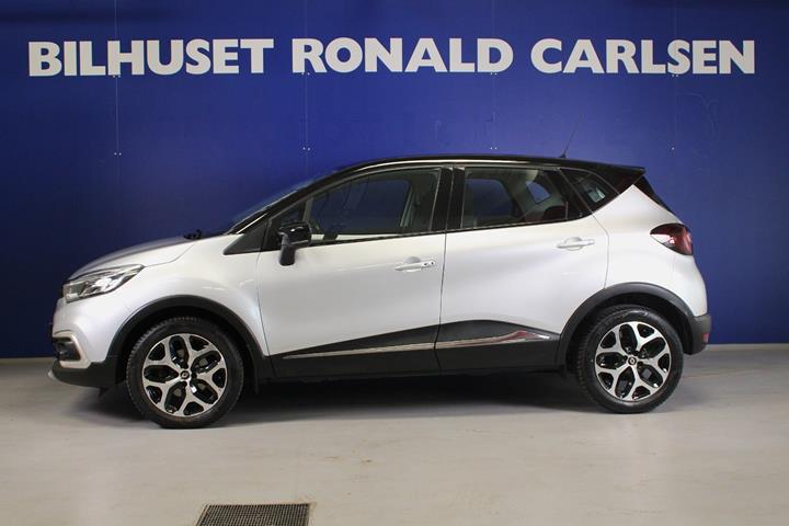 Sølv Renault Captur fra 2018