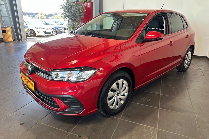 Rød VW Polo fra 2024